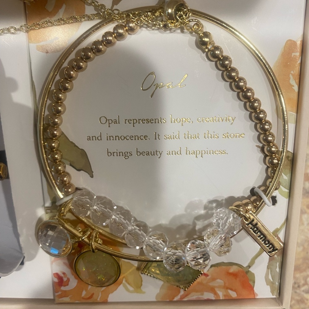 NWT Alexis Bendel Gold and Black Watch with Opal Bracelet Set - Picture 7 of 7